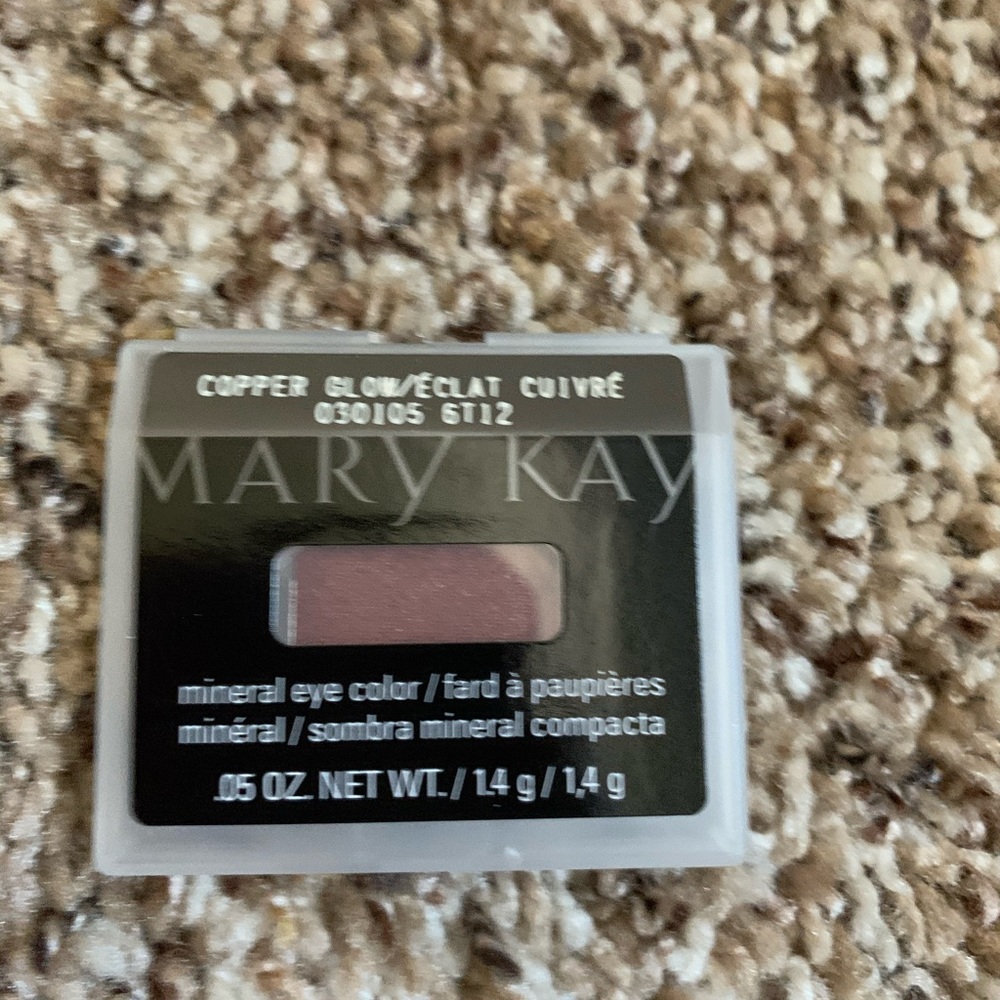 NEW Mary Kay Refill Mineral Eye Color!!!